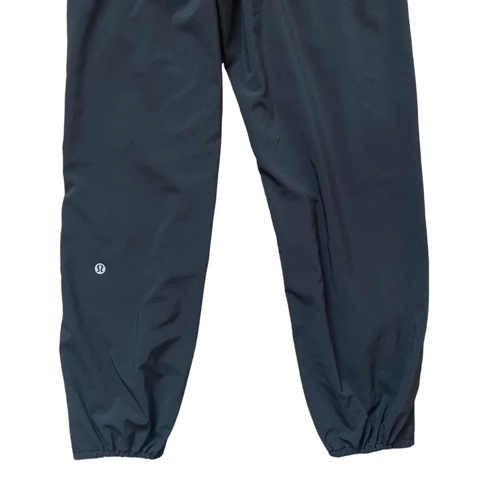 Lululemon Om Pant (2nd Release) high waisted cropped lightweight